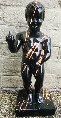 manneken pis f finger kunst beeld  splash