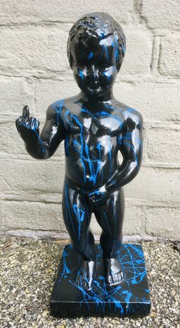 manneken pis f finger kunst beeld  splash