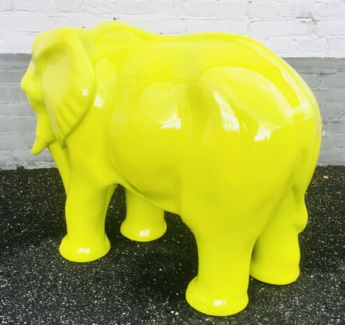 Olifant Ollie polyester beeld 