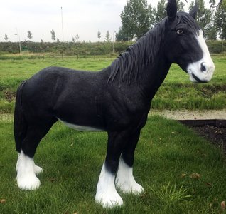 Tinker-paard-zwart-polyester-beeld - Decolife - Dé ...